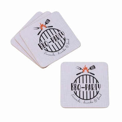 Boltze alátét BBQ 4 részes 1,7 cm x 10,5 cm x 10,5 cm 2-féle változatban bézs Boltze alátét BBQ 4 részes 1,7 cm x 10,5 cm x 10,5 cm 2-féle változatban bézs