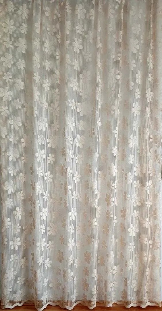 Készfüggöny ELEKTRA bézs virágos / 02 140 cm x 245 cm Készfüggöny ELEKTRA bézs virágos / 02 140 cm x 245 cm