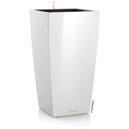 Fehér, fényes Lechuza Cubico Premium 22 virágtartó, elegáns növényoszlop beltéri használatra. Fehér, fényes Lechuza Cubico Premium 22 virágtartó, elegáns növényoszlop beltéri használatra.