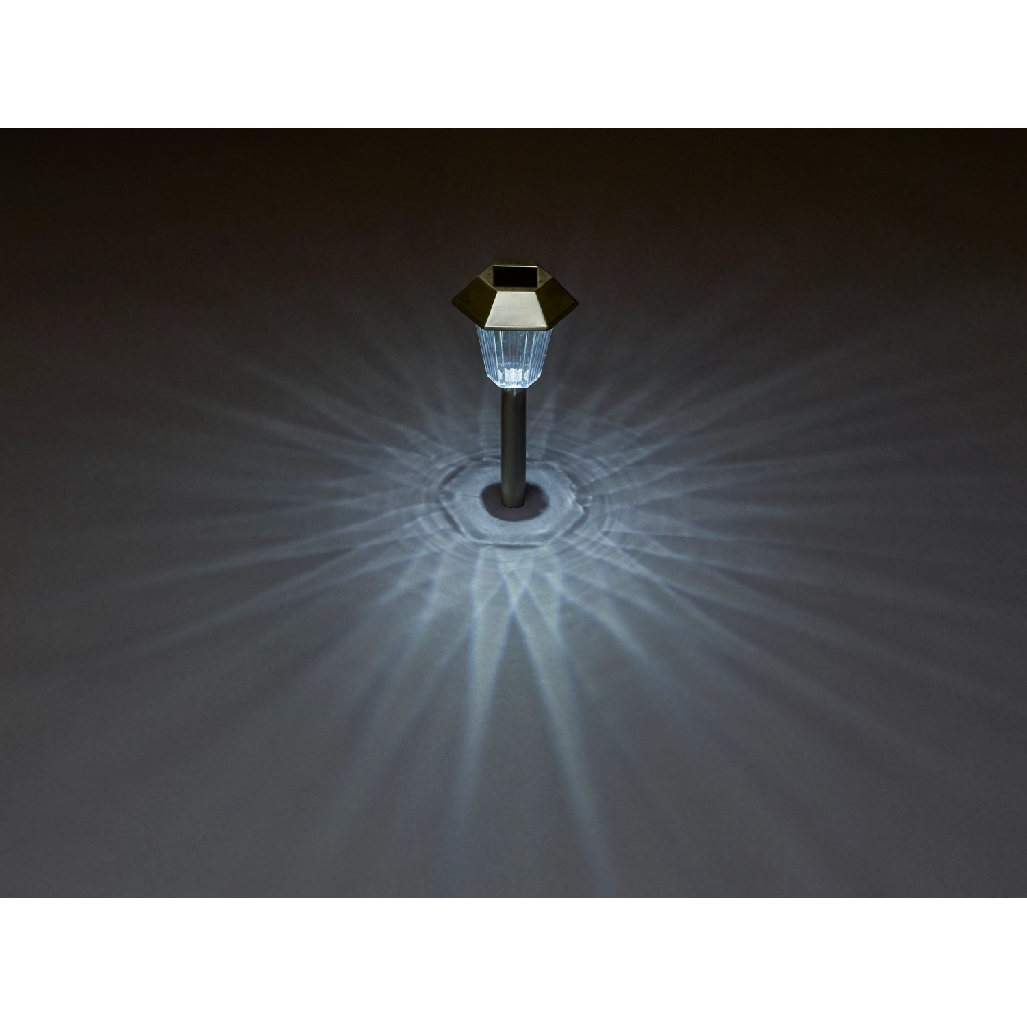OBI Roledo LED-es földbe szúrható napelemes lámpa 34,5 cm x 9 cm ezüst OBI Roledo LED-es földbe szúrható napelemes lámpa 34,5 cm x 9 cm ezüst