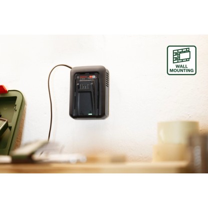 Bosch 18V akkumulátortöltő AL 18V-44 CV, a kezdőkészlet része, a falra szerelve. Bosch 18V akkumulátortöltő AL 18V-44 CV, a kezdőkészlet része, a falra szerelve.
