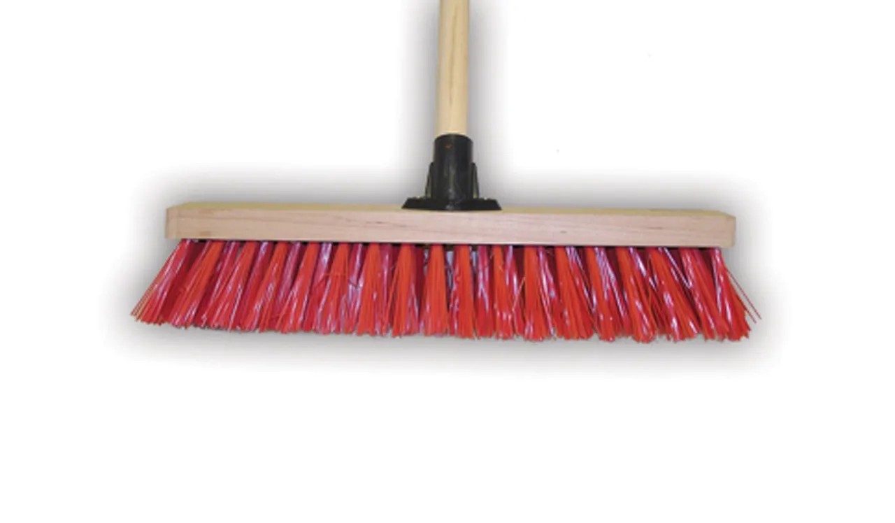 Udvari tisztító+nyél 400 Udvari tisztító+nyél 400