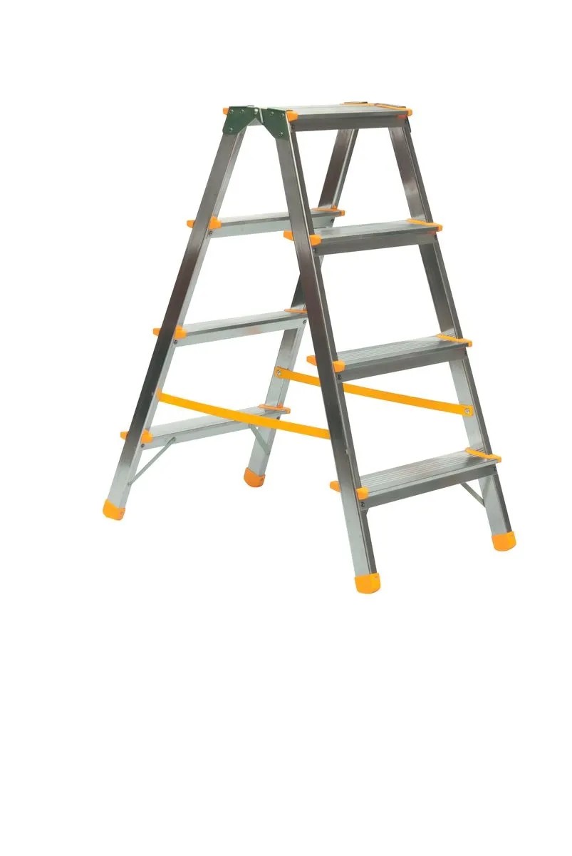 Alumínium létra Alve 4 lépcsős max. teherbírás: 150 kg Alumínium létra Alve 4 lépcsős max. teherbírás: 150 kg
