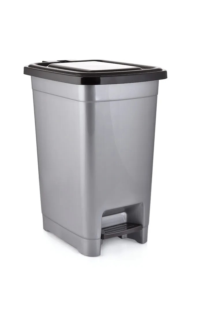 Műanyag pedálos szemetes 10 l Műanyag pedálos szemetes 10 l
