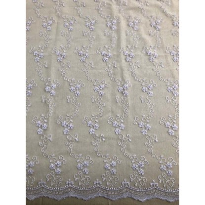 Fényáteresztő hímzett függöny T/2417 fehér 280 cm magas méteráru