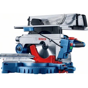 Bosch Professional GTM 12 JL kombinált fűrész 305 mm-es körfűrészlappal.