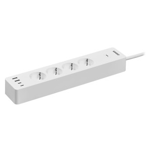 Fehér Osram Smart WiFi elosztó 4 aljzattal és USB portokkal.