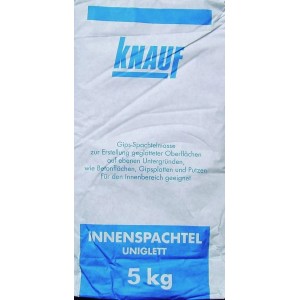 Knauf Uniglett beltéri glett, 5 kg, gipsz alapú glett sima felületekhez.