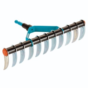 Gardena combisystem gyepszellőztető 35 cm munkaszélességgel a moha és a gyepfilc eltávolításához.