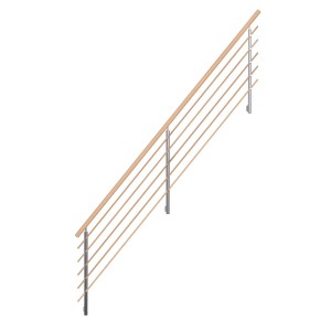 Ferde StarWood design korlát: bükkfa kerek kapaszkodó, vízszintes fa rudak, rozsdamentes acél oszlopok.