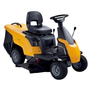 Sárga Stiga Combi 166 fűnyíró traktor 150 l-es fűgyűjtővel, 1500 m²-ig.