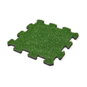 Zöld gyep hatású padlólap puzzle formában kültéri használatra. Térkövek.