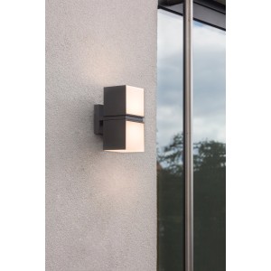 Modern LED kültéri fali lámpa Cuba két forgatható, kocka alakú lámpafejjel.