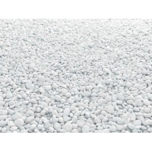 Fehér Carrara márvány kavics (8-16 mm) dekorációs kavicsként kertbe és kültérre.