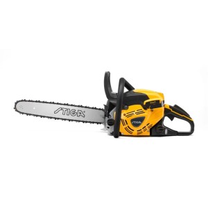 Sárga-fekete Stiga CS 755 benzinmotoros láncfűrész 45 cm-es vezetőlemezzel.