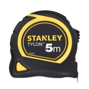 Fekete Stanley Tylon 5m mérőszalag a pontos mérésekhez.