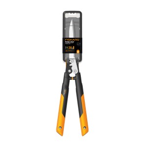 Fiskars PowerGear X HSX92 sövényvágó olló, kézi sövényvágó narancs-fekete nyéllel a csomagolásban.