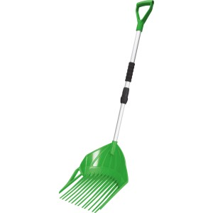 Zöld lombseprű teleszkópos nyéllel (107-145 cm) és D-markolattal kertészkedéshez.