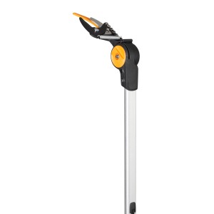 Fiskars UPX86 teleszkópos ágvágó zsiráf: Bypass pengés, teleszkópos nyelű ágvágó.