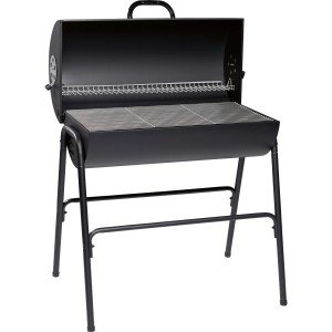 Fekete, hordó alakú faszenes grill nyitott fedéllel és grillráccsal.