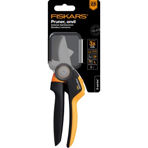 Fiskars Amboss-Gartenschere X-series P941 M, kerti olló fekete fogantyúval és narancssárga díszítéssel.