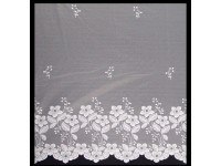 Albani Jacquard függöny, a szélén virág díszekkel fehér 150 cm - méteráru