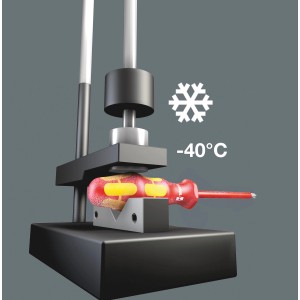Wera szigetelt Phillips csavarhúzó PZ2 hidegteszten -40°C-on.
