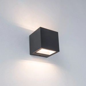 Modern szürke Lutec Gemini mini LED kültéri fali lámpa. Négyzet alakú, felfelé és lefelé világító.