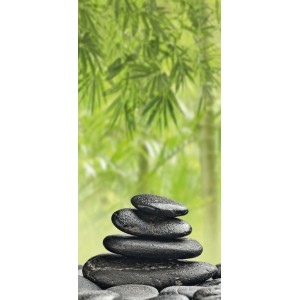 Sanowall zuhanypanel Wellness Links kőmotívummal és bambusszal a háttérben.