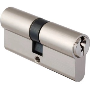 Nikkelezett profilhenger 45/45 mm ablakokhoz és ajtókhoz.
