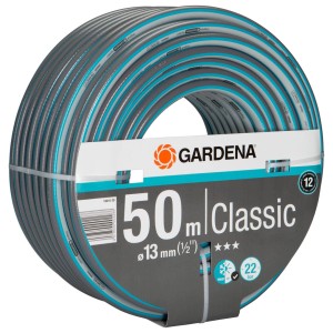 Gardena Classic kerti tömlő, 50 m, 1/2 hüvelyk, szürke kék csíkkal, feltekercselve.
