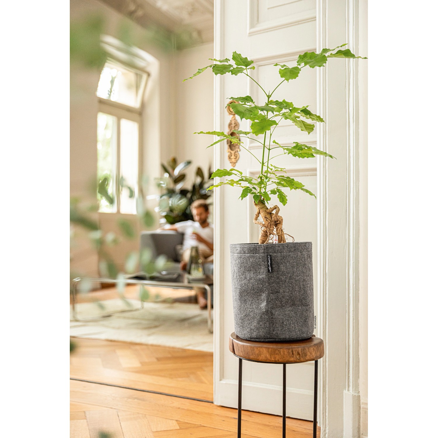 Pot De Fleurs Lechuza TRENDCOVER 23 Avec Système D'arrosage - Aspect Liège Naturel Foncé, Diamètre 23 Cm, Réservoir 1,5L - Fabriqué En Allemagne, Recyclable
