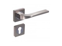 Style light szatén/króm rozettás CZ ajtókilincs