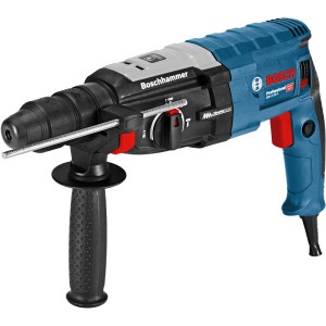 Kék Bosch Professional GBH 2-28 F SDS Plus fúrókalapács kiegészítő fogantyúval.