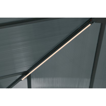 Közelkép: Antracit New Harmony pavilon LED világítással.