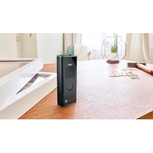 Bosch Zamo III digitális lézeres távolságmérő a pontos mérésekhez.