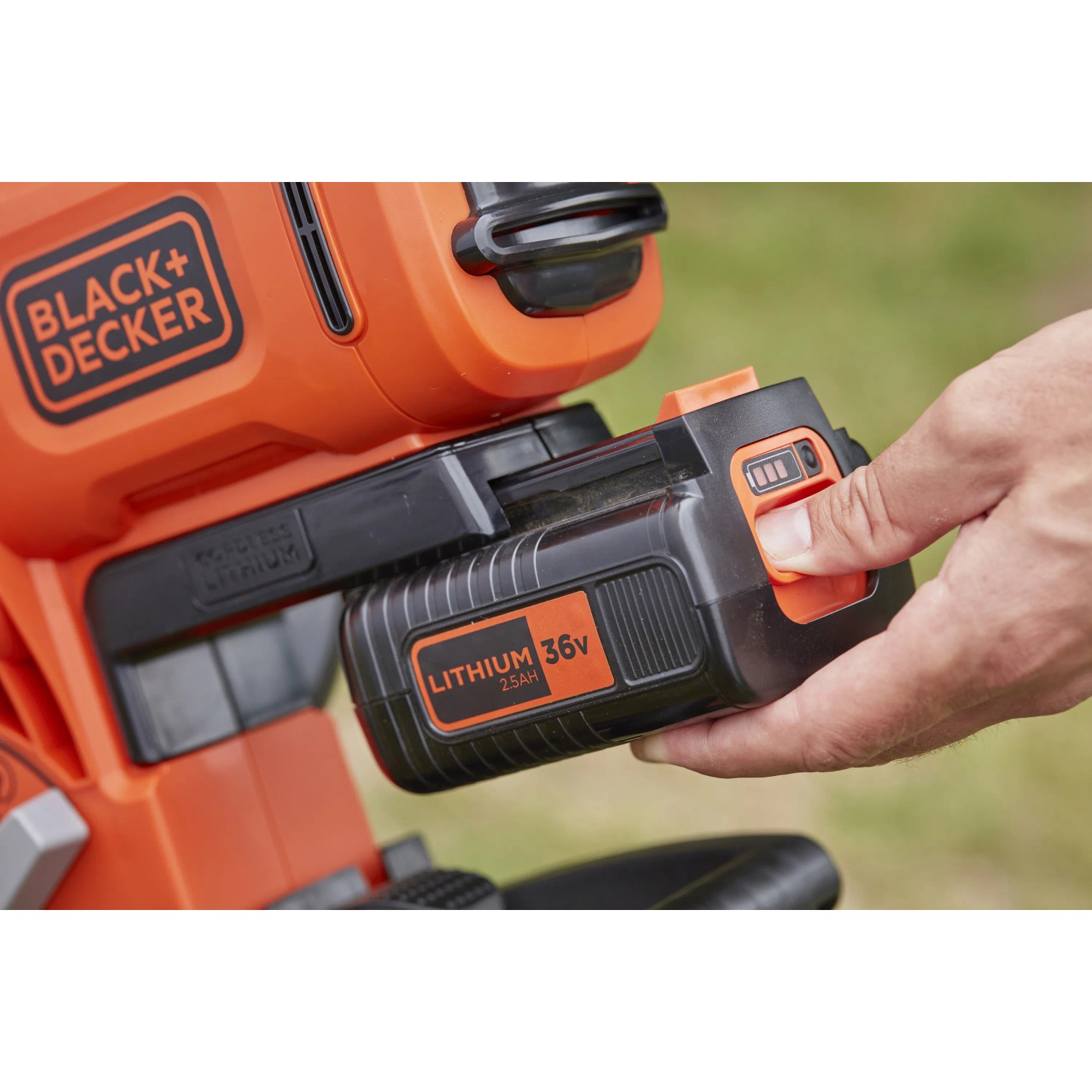 Black Decker BCBLV36B Basis kefe nélküli akkumulátoros lombfúvó és