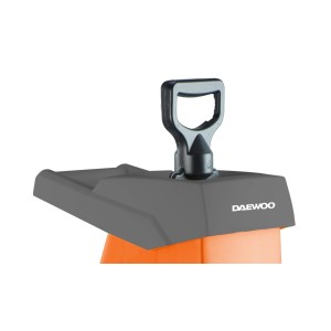 Közelkép egy Daewoo elektromos aprítógépről fogantyúval és szürke fedéllel.