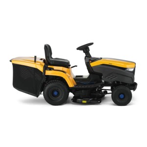 Stiga Estate 384e akkumulátoros fűnyíró traktor 240 literes fűgyűjtővel, sárga/fekete. Fűnyíró traktor 3000 m²-es gyepfelülethez.