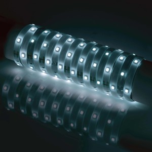 LED flexibilis szalag érzékelővel, 1 m, hideg fehér. Öntapadó LED szalag indirekt világításhoz.