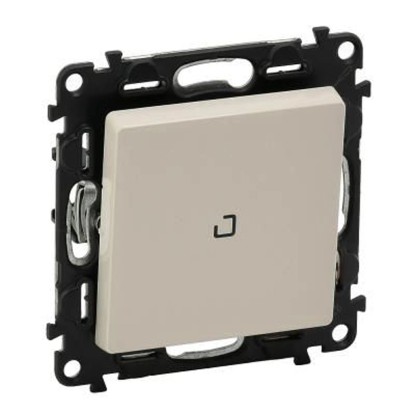 Valena Life egypólusú kapcsoló jelzőfényes elefántcsont