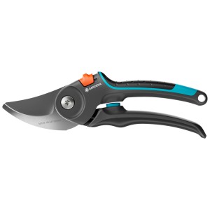 Gardena PremiumCut Pro kerti olló friss fához, bypass olló ergonomikus fogantyúval.