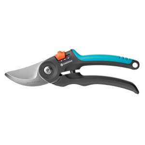 Gardena PremiumCut Flex Bypass kerti olló zöld fához, 24 mm vágási átmérőig.