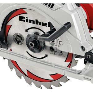 Közelkép: Einhell TE-CS 165 kézi körfűrész fűrészlappal és piros díszítéssel.