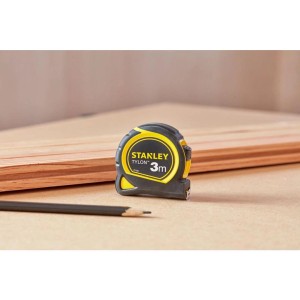 Stanley Tylon mérőszalag, 3m, sárga/fekete, a pontos méréshez.