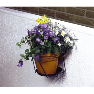 Antracit falra szerelhető virágtartó sárga cseréppel és színes virágokkal, Ø 18 cm.