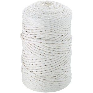 Fehér kötözőzsineg, 3 mm átmérő, 150 m hosszúság, feltekercselve.