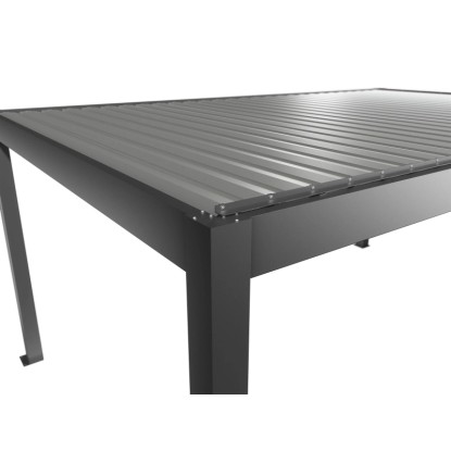 Biohort Pergola 5,5x3,5 m kvarc-ezüst színben, a lamellák és a szerkezet részletes nézete.