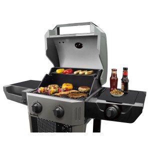 Buschbeck Grenada gázgrill 2 égővel és étellel a grillrácson.