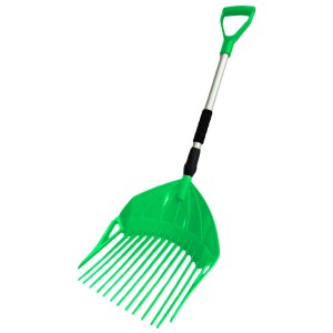 Zöld lombseprű teleszkópos nyéllel (107-145 cm) és D-markolattal kertészkedéshez.